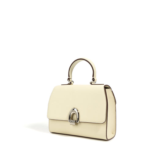 The Women's Simple Textured Cowhide Handbag is crafted from soft, genuine leather with a stylish shell shape and sandwich pocket. Its urban simplicity design makes it the perfect commuter bag, available in avocado green, black, and ivory white.